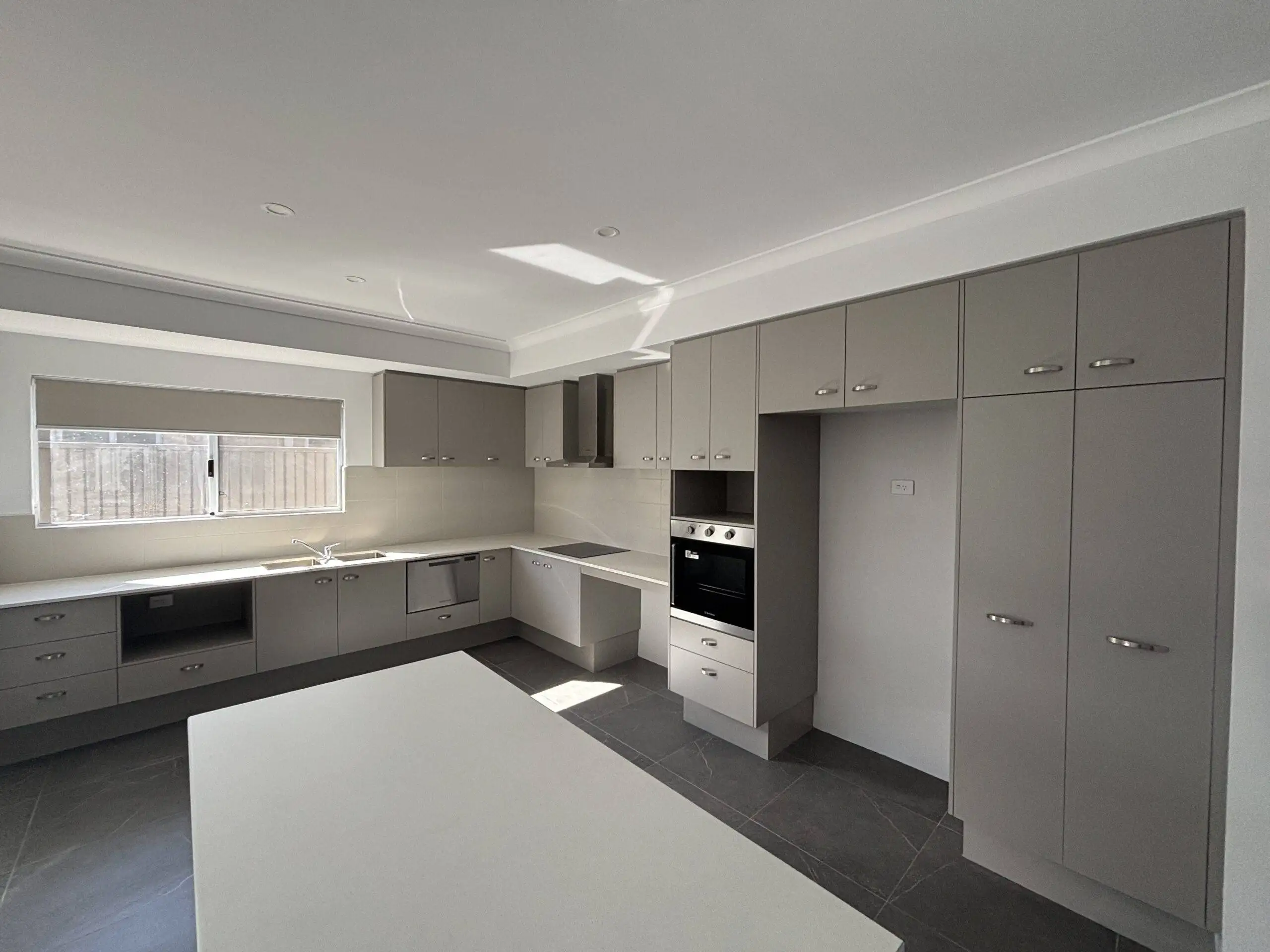 Lakelands SDA House — Home image 9