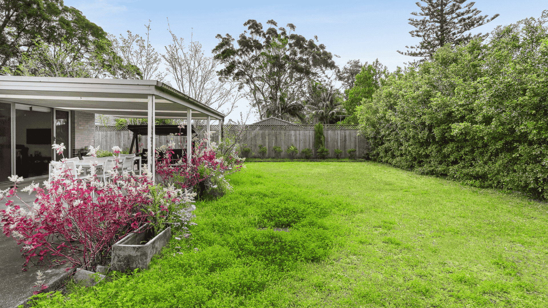 Wahroonga – modern, shared 5-bedroom home — Home image 2
