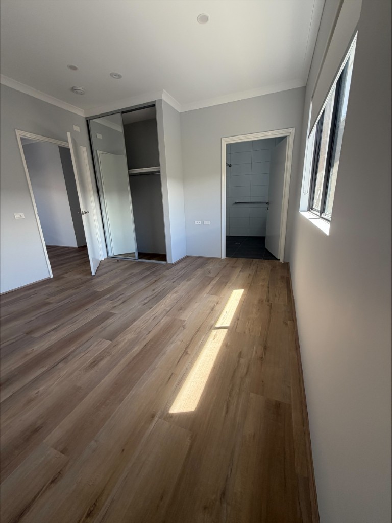 Ravenswood's Most Desirable High Physical Support Sanctuary — Home image 5