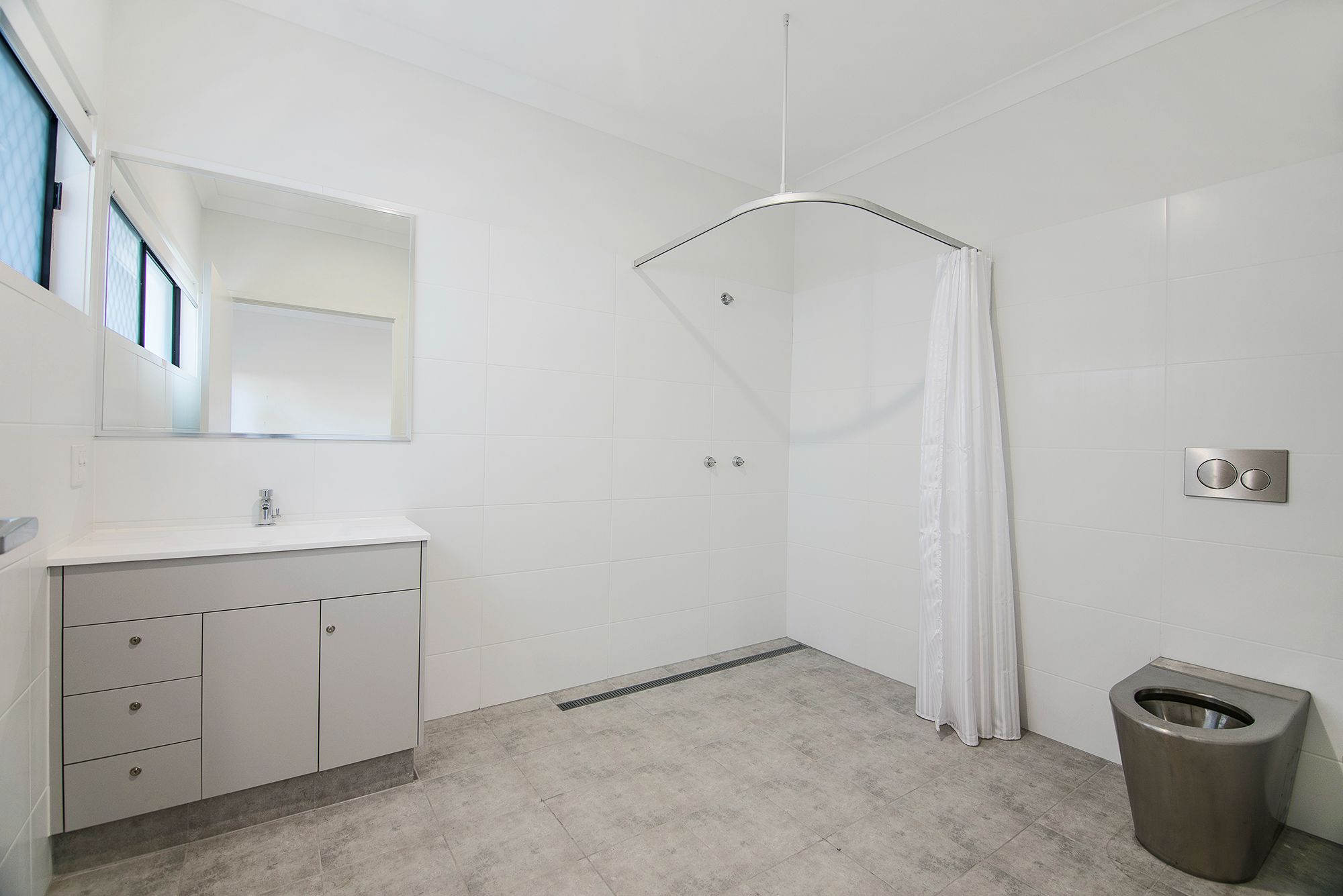 Fully Accessible Villa in Burpengary – 1 bedroom + OOA — Home image 7
