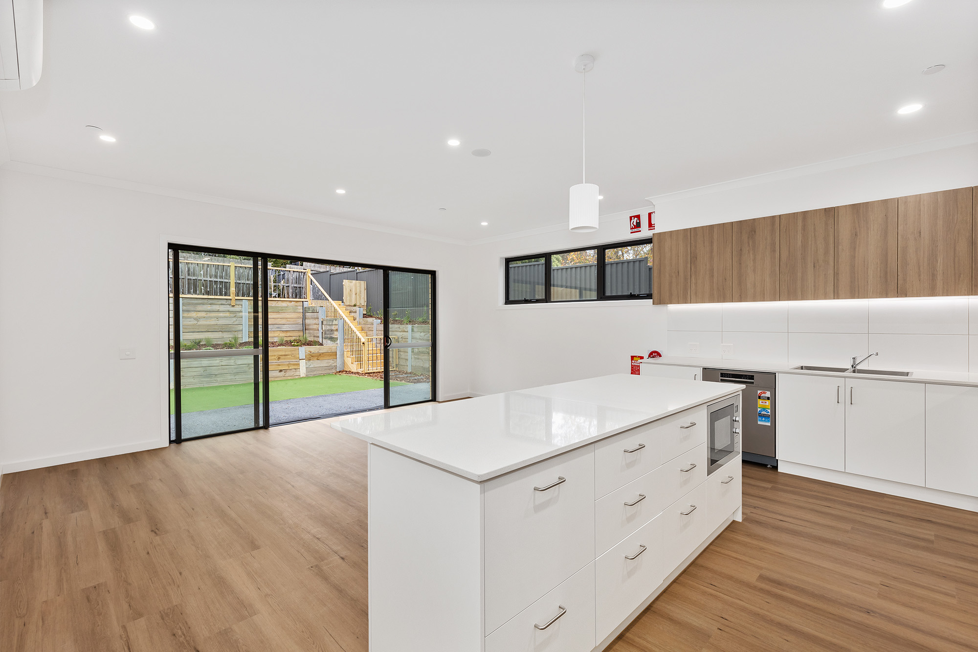 Improved Livability townhouses in leafy Langwarrin! — Home image 17