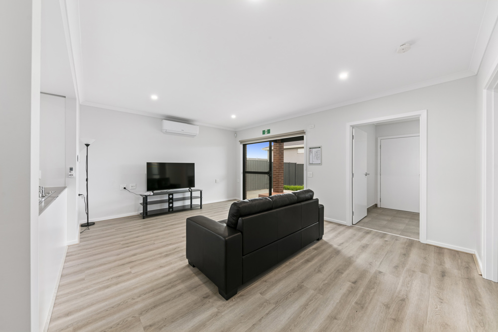High Physical Support | 2 Bedroom Home with OOA | Purpose-Built for Complex — Home image 2