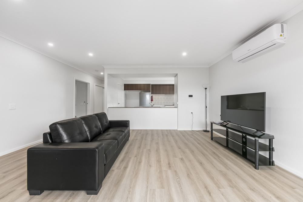 High Physical Support | 2 Bedroom Home with OOA | Purpose-Built for Complex — Home image 3