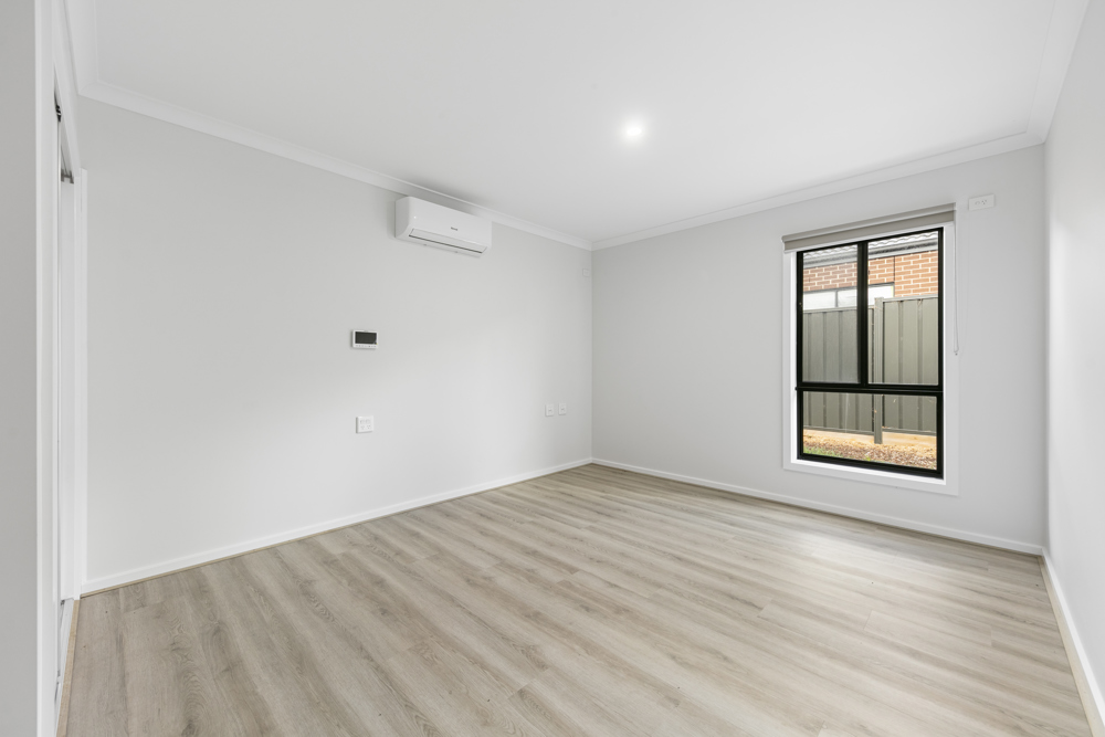 High Physical Support | 2 Bedroom Home with OOA | Purpose-Built for Complex — Home image 6