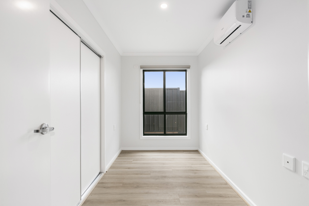 High Physical Support | 2 Bedroom Home with OOA | Purpose-Built for Complex — Home image 10