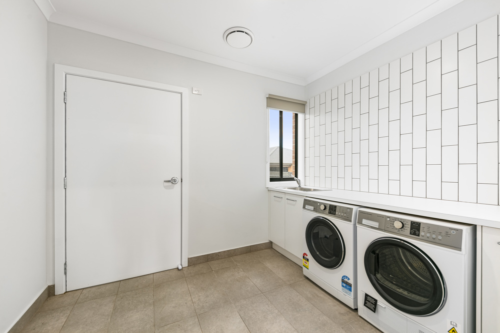 High Physical Support | 2 Bedroom Home with OOA | Purpose-Built for Complex — Home image 16