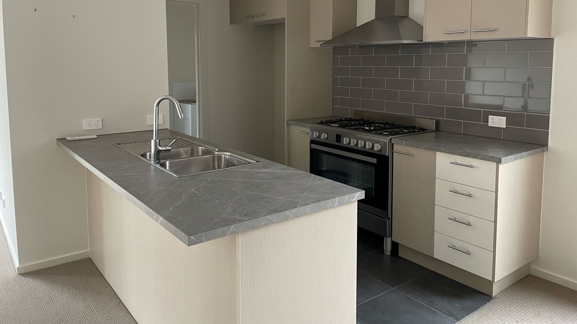 Improved livability independent unit in Castlemaine — Home image 4