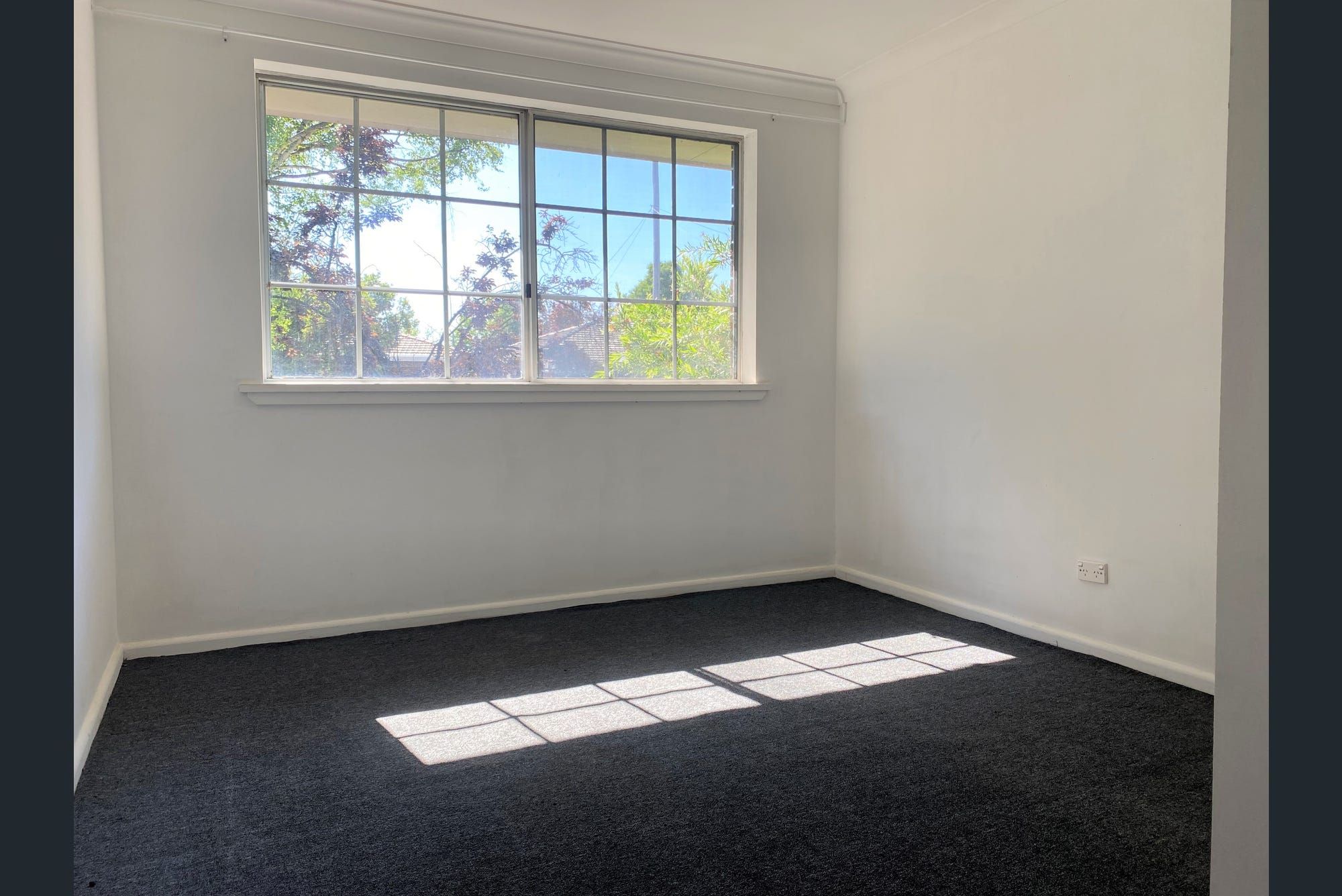 Spacious home in the heart of Orange! — Home image 4