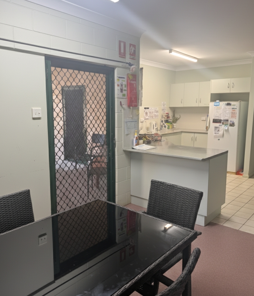 Central and Roomy SIL home in Mareeba — Home image 3