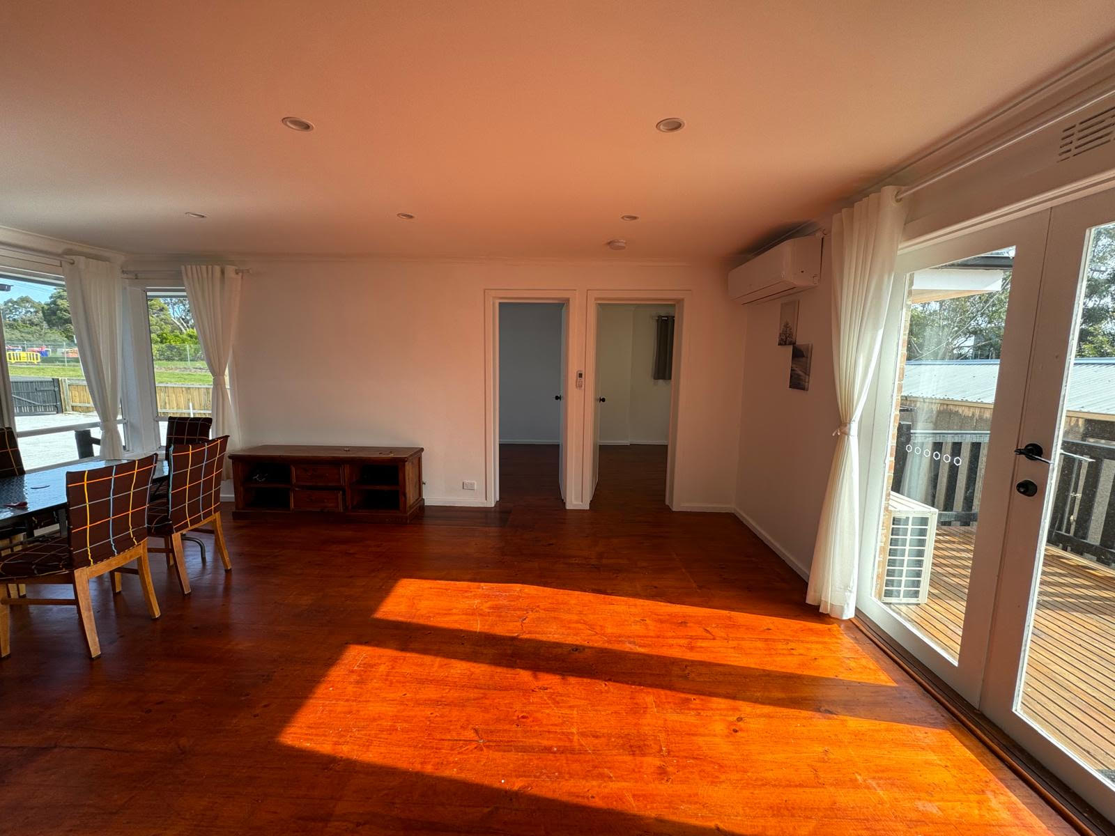 Frankston House — Home image 4