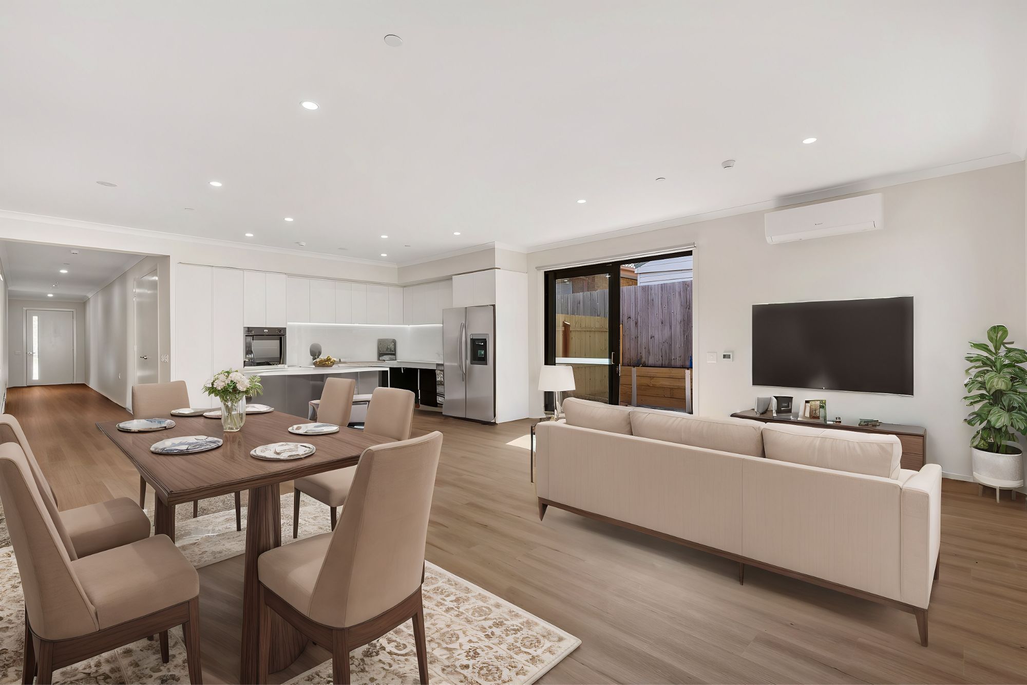 Live with just one other in this 2bed/2bath HPS House in Hampton Park! — Home image 2