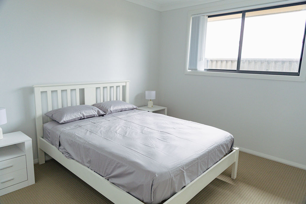 Fabulous home, close to community and amenities in Austral (SIL) — Home image 3