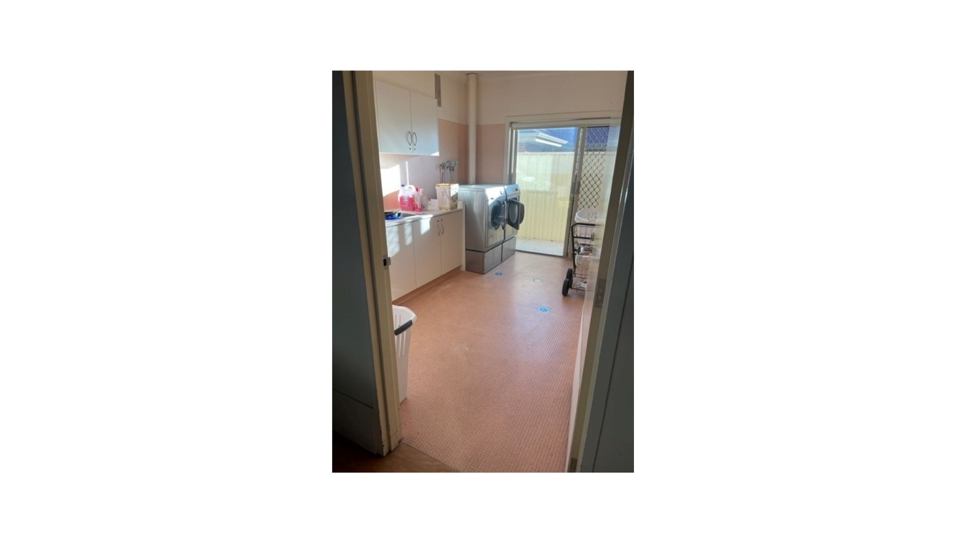 Park Holme - One bedroom available -Shared Home - High Physical Support — Home image 9