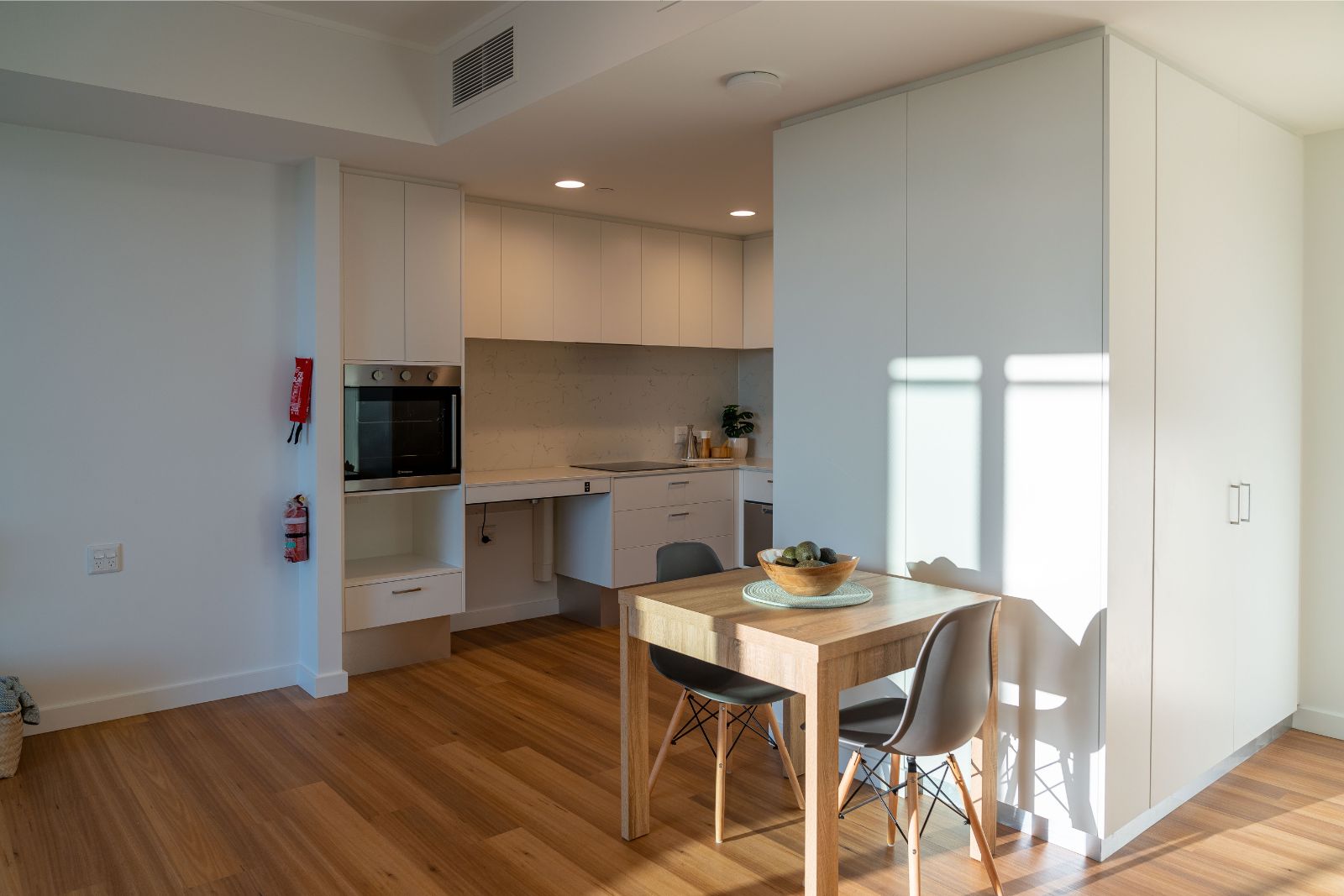 Individual Luxury Apartments Surrounded by Amenity. Disability Accommodation — Home image 4