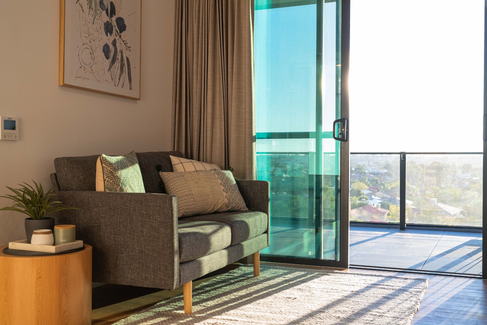 Individual Luxury Apartments Surrounded by Amenity. Disability Accommodation — Home image 8