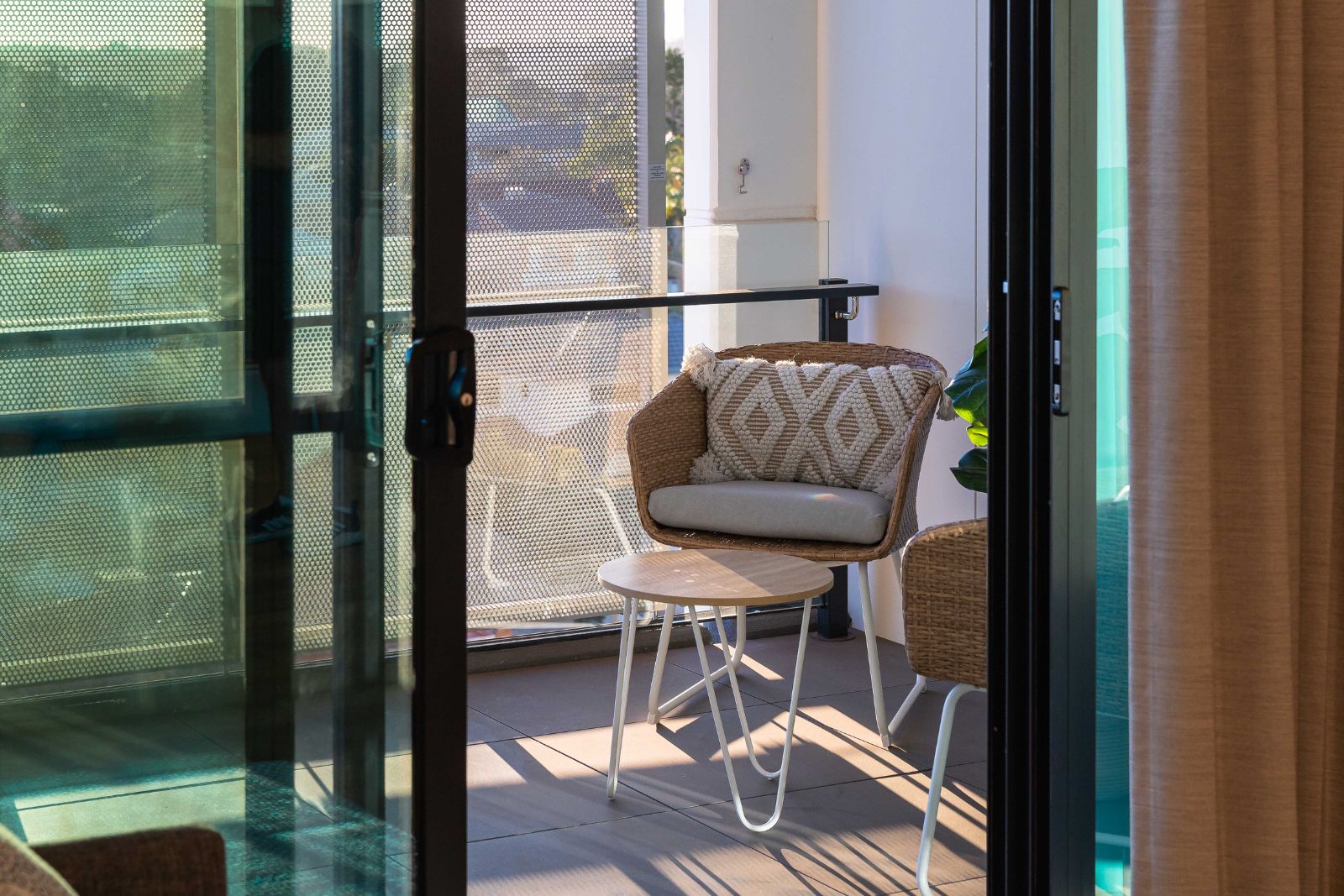 Individual Luxury Apartments Surrounded by Amenity. Disability Accommodation — Home image 14