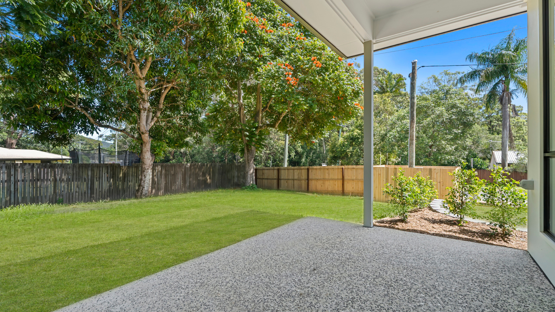 Independence and tranquillity with High Physical Support (HPS) in the Glass House Mountains — Home image 11