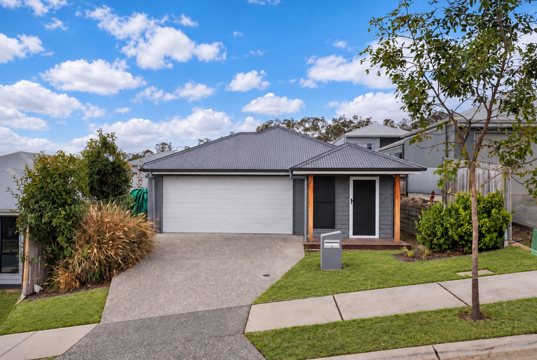 Logan, 4 Bedroom Robust / IL SDA Home, OOA, 1:2 or 1:3, Appendix H Approved — Home image 1