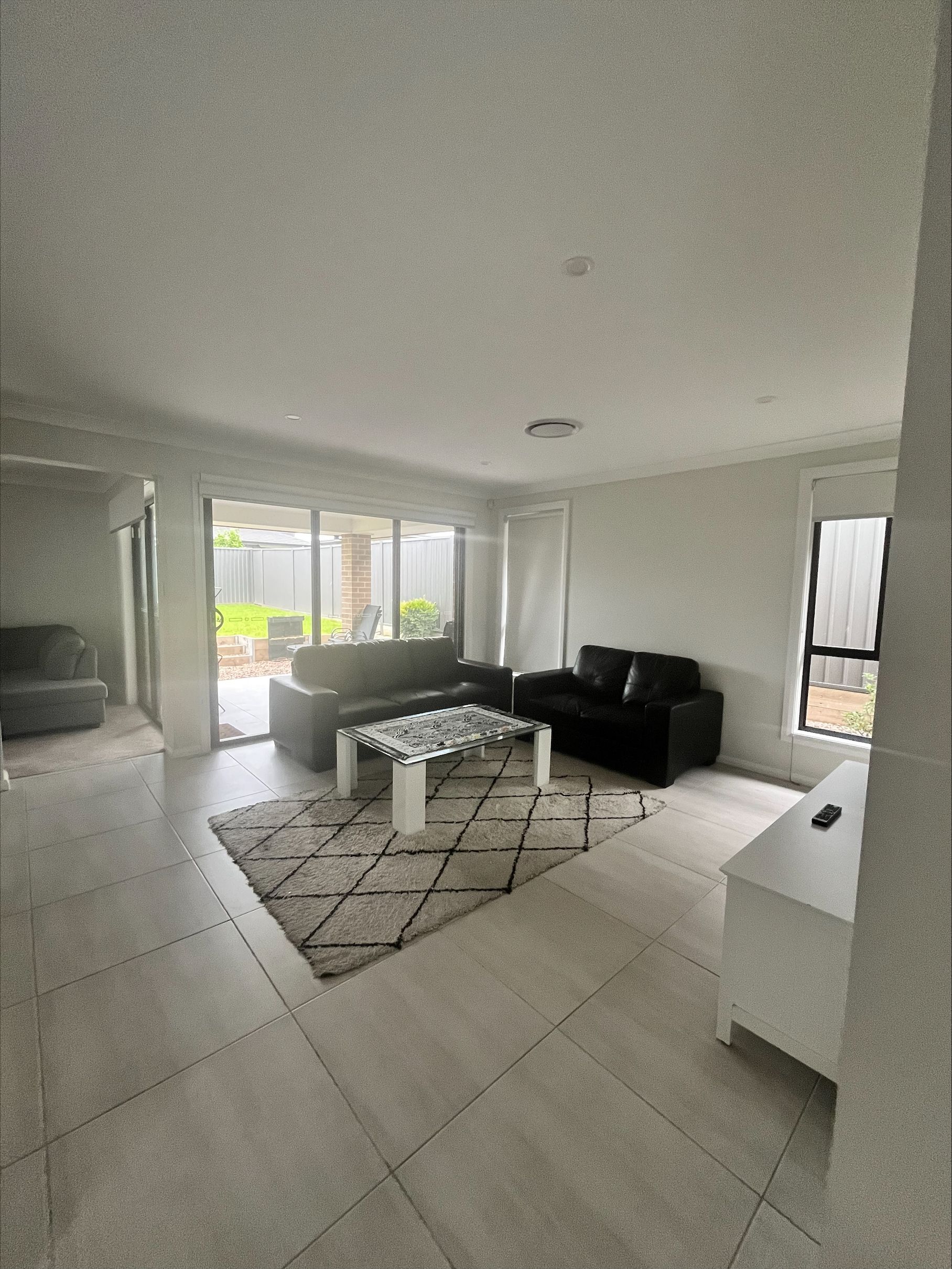 Gorgeous Brand New SIL in Calderwood — Home image 4