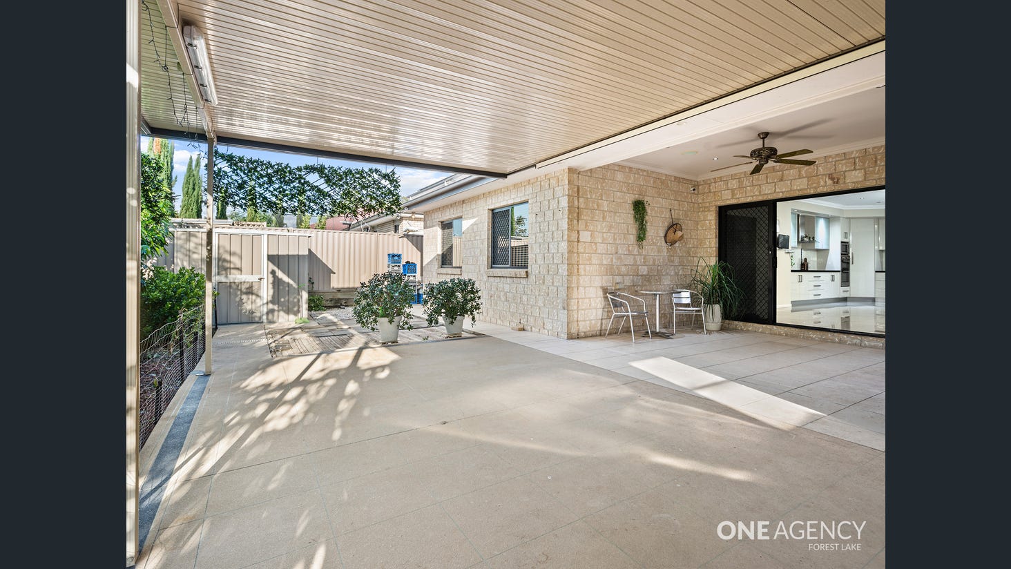 IMMACULATE SIL HOUSE AVAILABLE — Home image 11