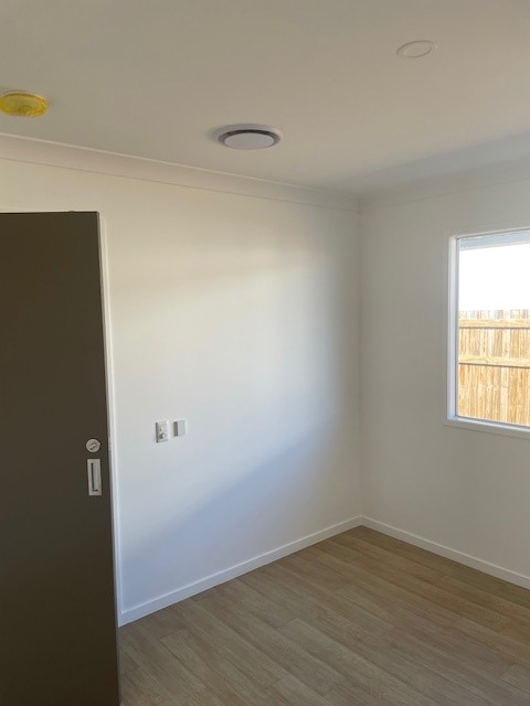 Eli Waters, Hervey Bay QLD - Robust 2 Bed Duplex (Villa 2) — Home image 4