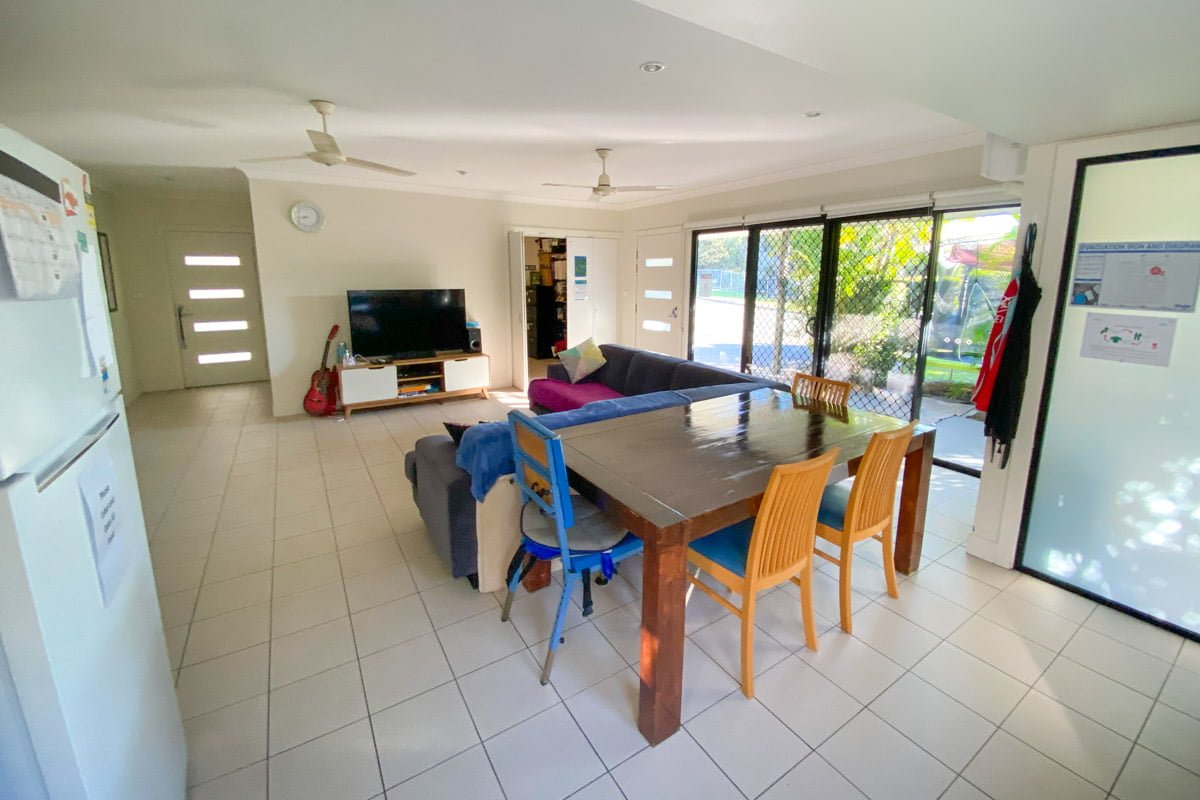 Fully accessible ensuite bedroom with kitchenette and private patio, with close access to shops and amenities. — Home image 2