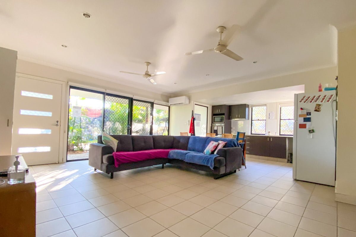 Fully accessible ensuite bedroom with kitchenette and private patio, with close access to shops and amenities. — Home image 3