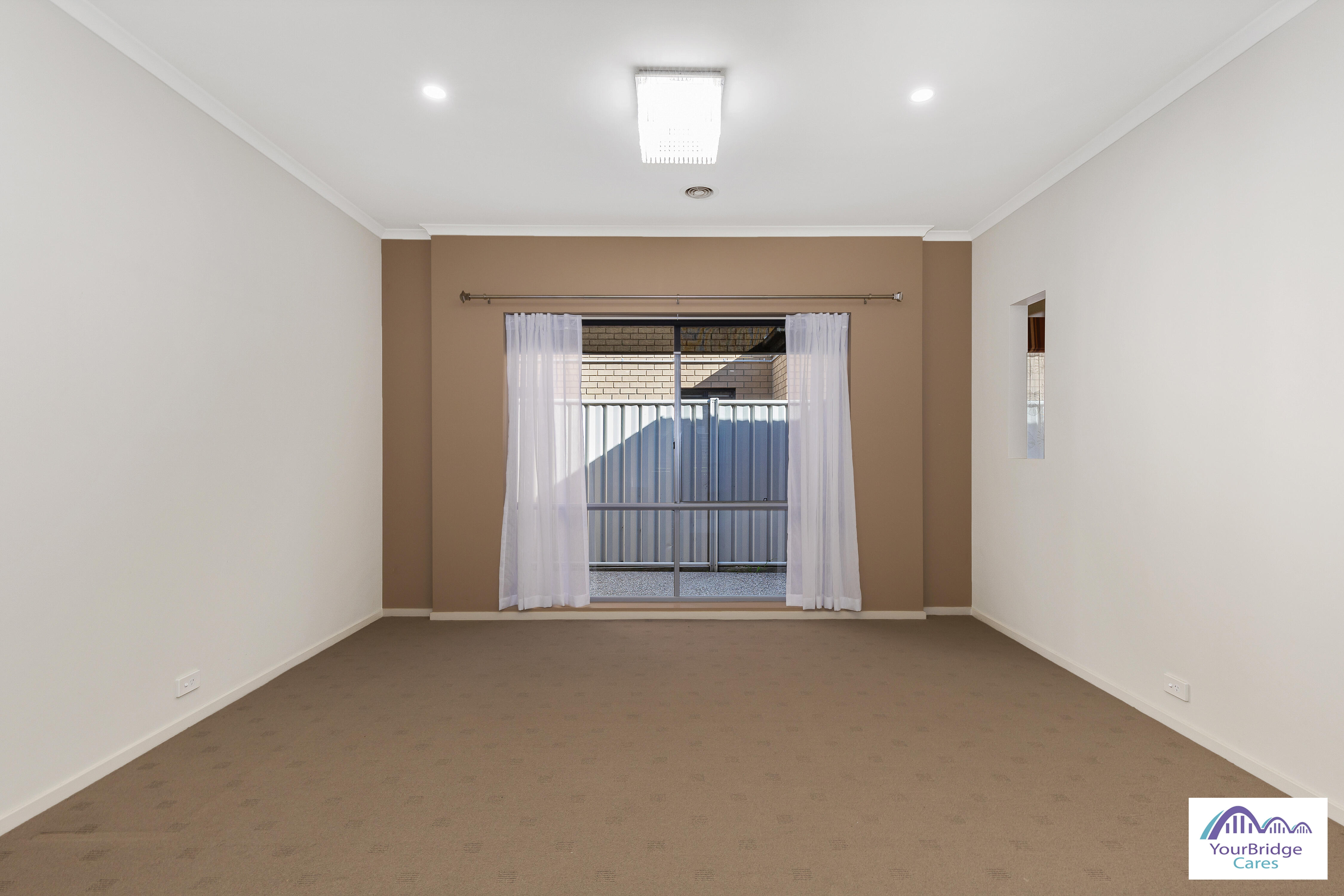 A lovely SIL / STA / MTA Accommodation in Cranbourne East, Victoria — Home image 5