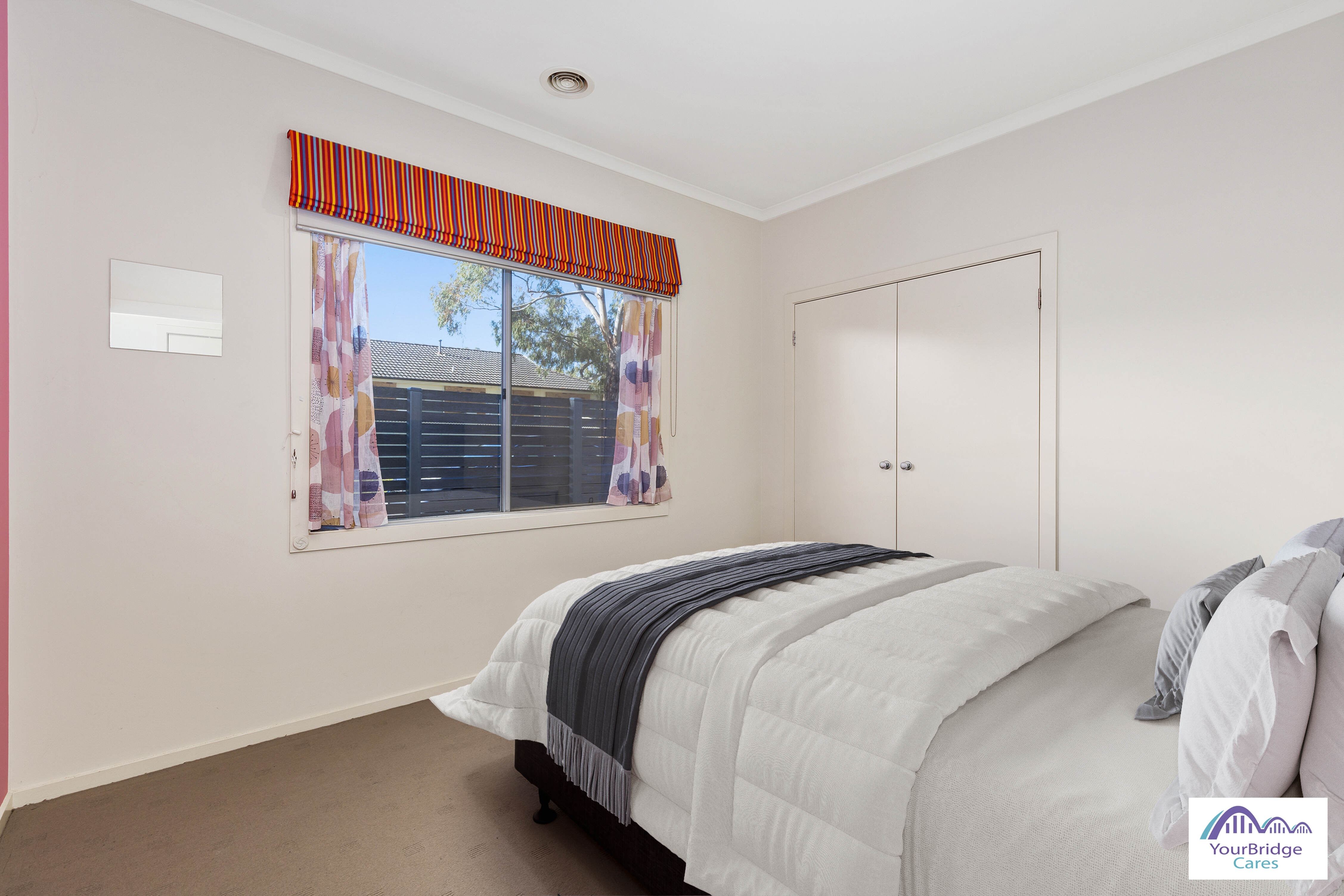 A lovely SIL / STA / MTA Accommodation in Cranbourne East, Victoria — Home image 8