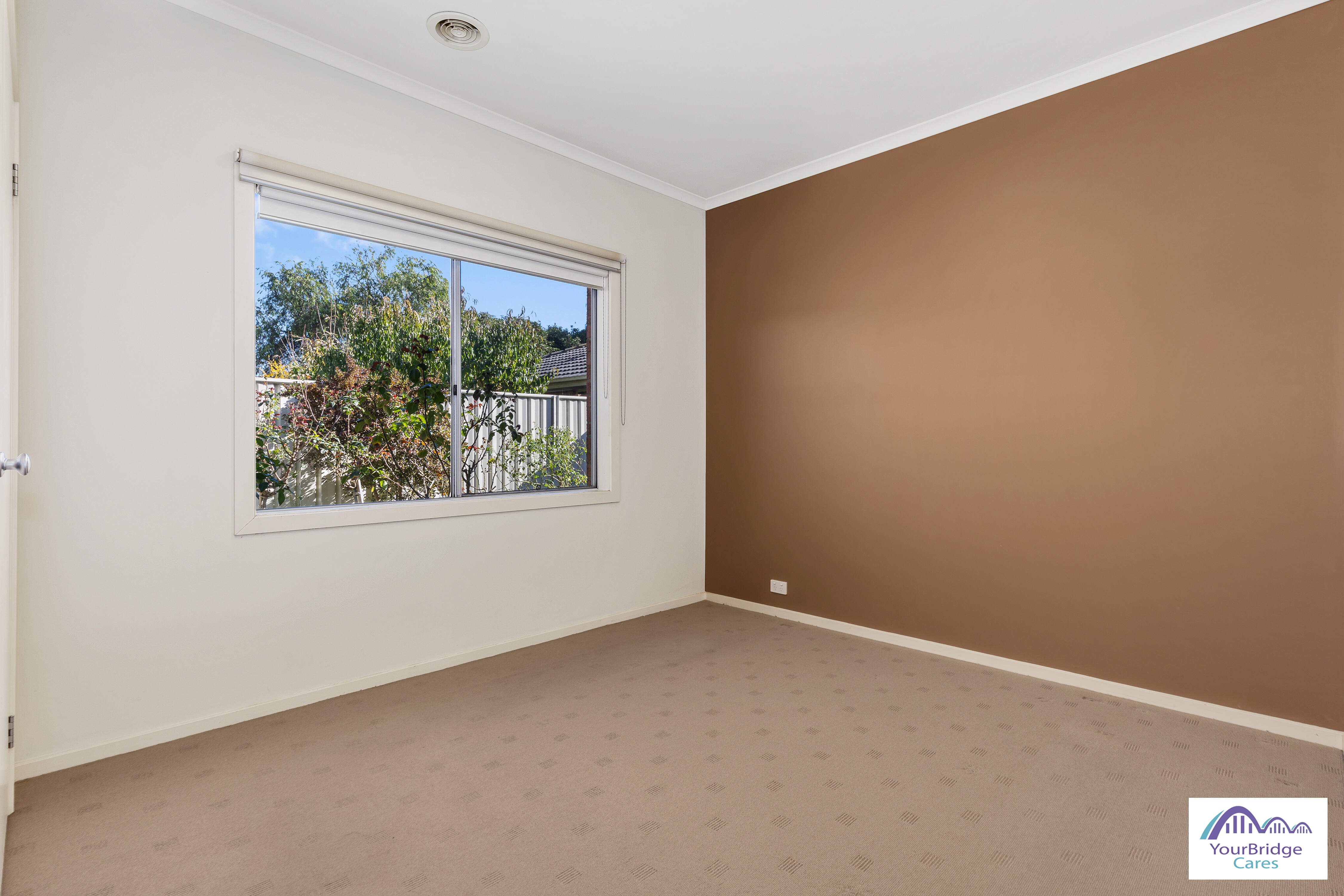 A lovely SIL / STA / MTA Accommodation in Cranbourne East, Victoria — Home image 14