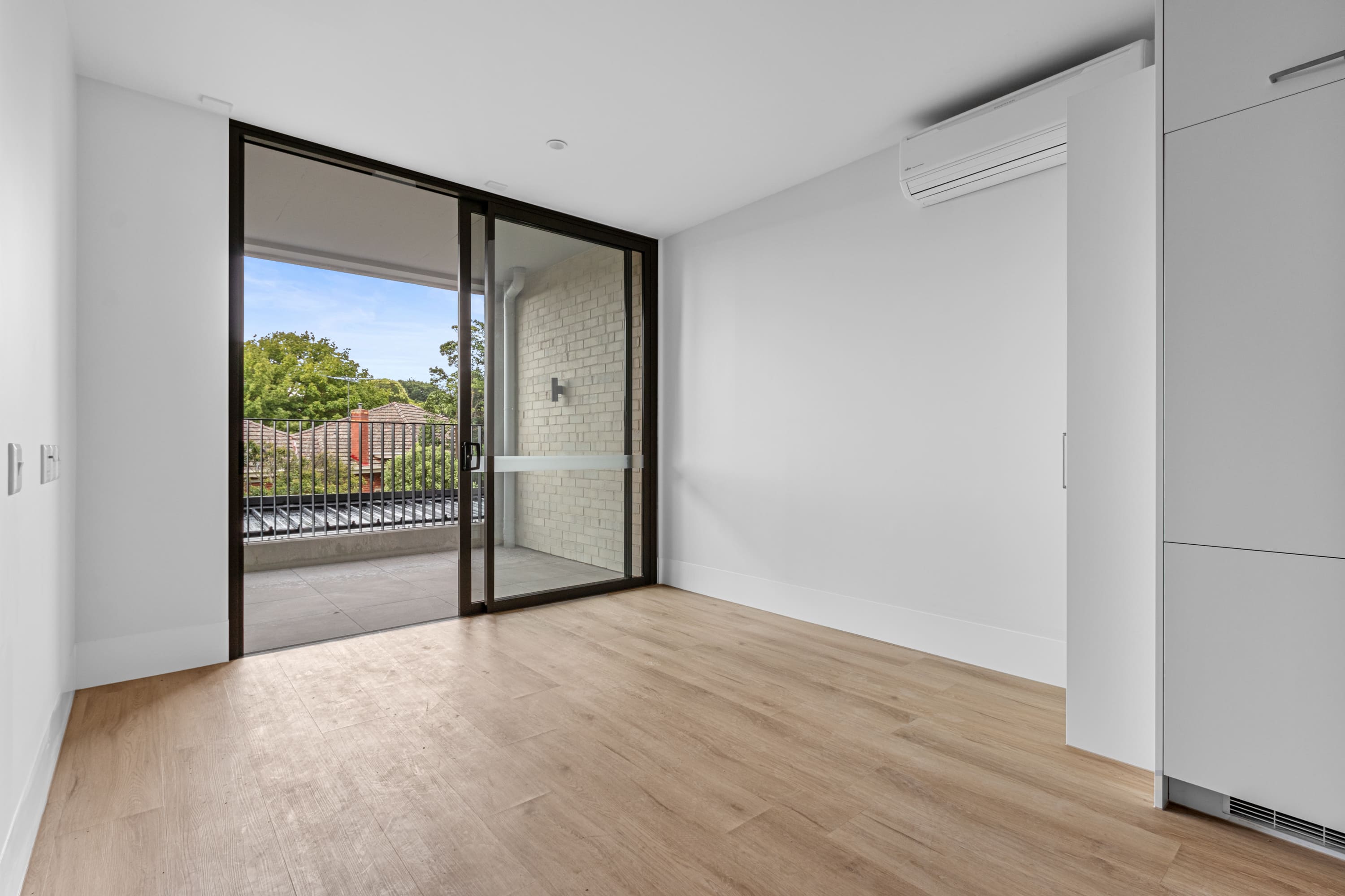 2 Bedroom Apartments, Camberwell — Home image 3