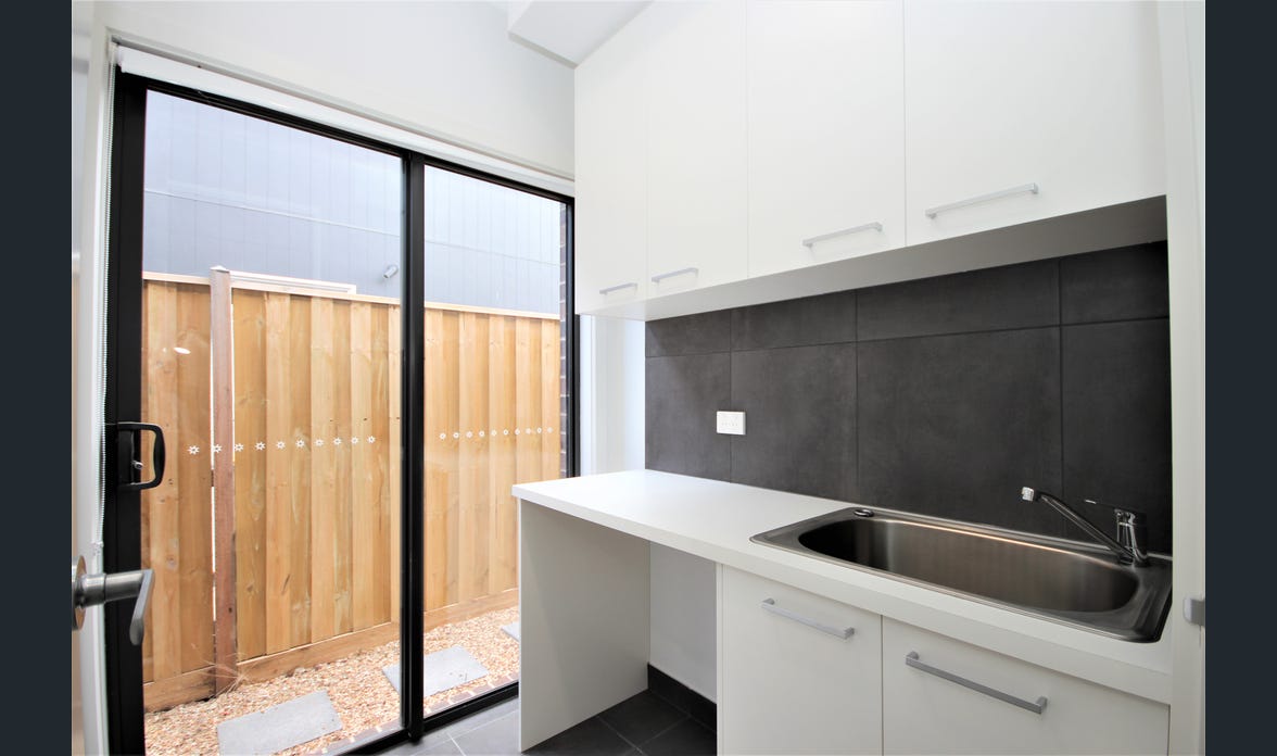 Accessible SIL Accommodation with Three Vacant Rooms in Colmar Street, Lara VIC — Home image 2