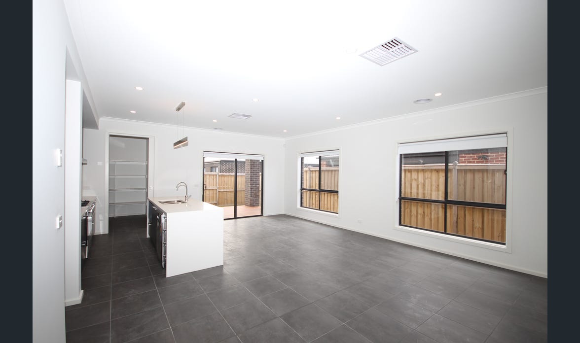 Accessible SIL Accommodation with Three Vacant Rooms in Colmar Street, Lara VIC — Home image 5
