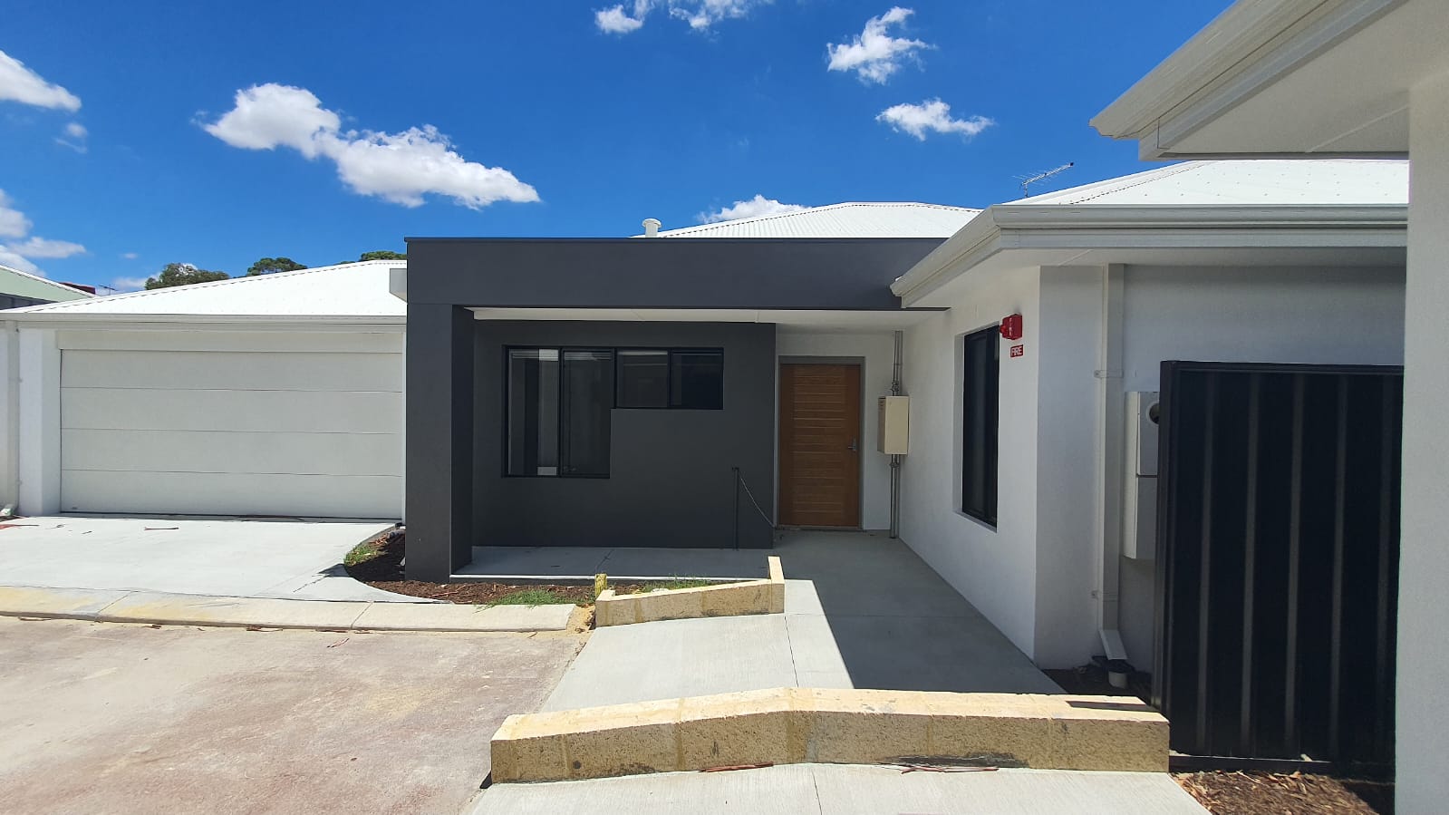 Brand-New very spacious 3 bedroom SDA House — Home image 4