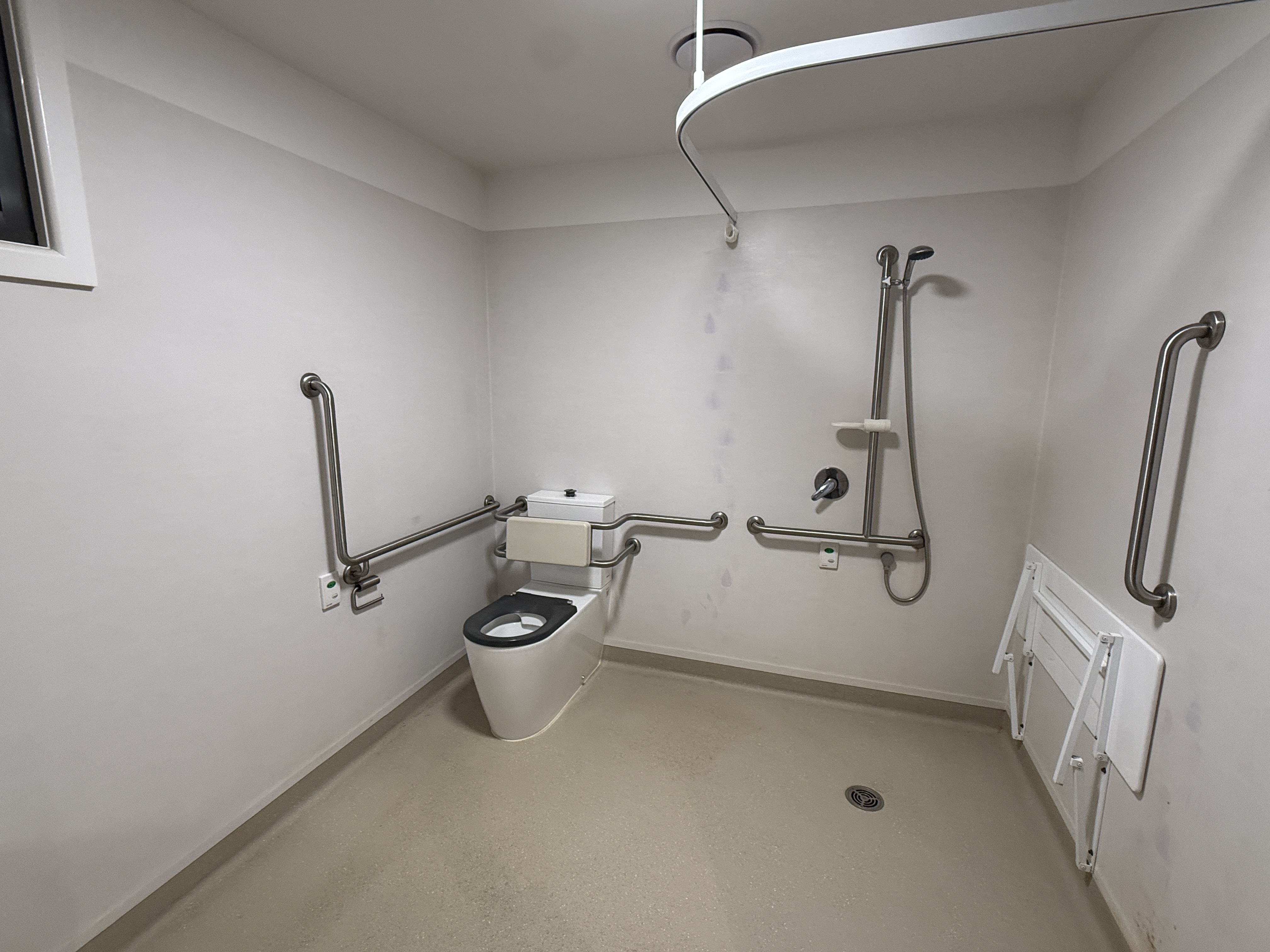 Modern Living in Frankston — Home image 5