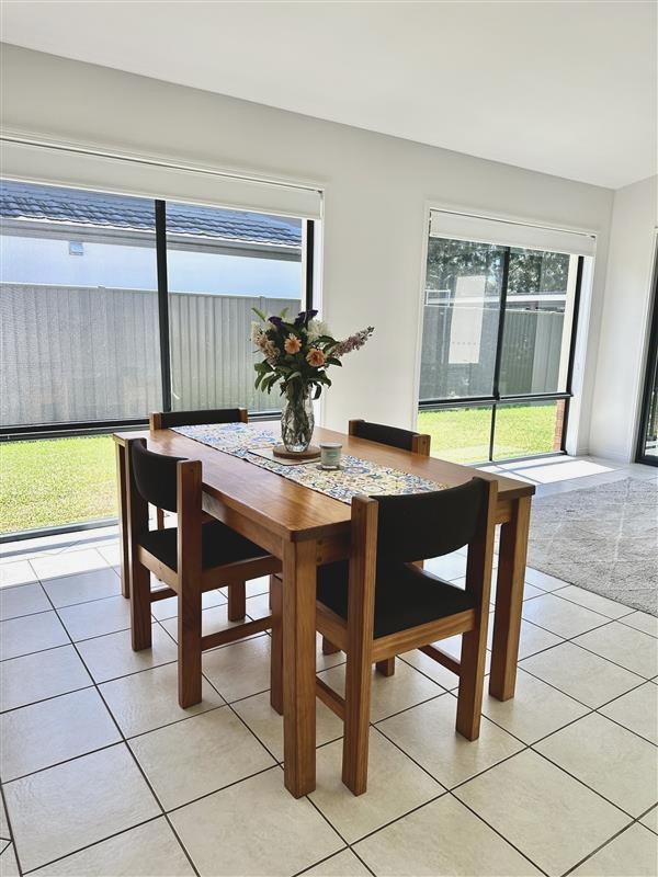Beautiful Tranquil SIL Home in Robina, Gold Coast — Home image 3
