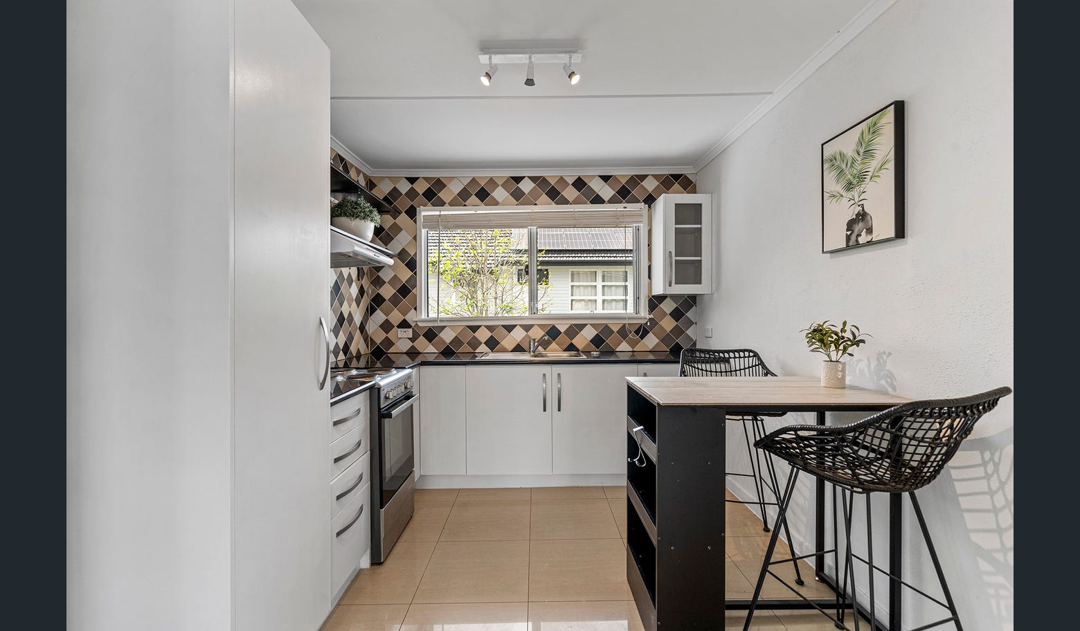 Fully Accessible Home- Close to the City, SIL, ILO, STA, MTA — Home image 5