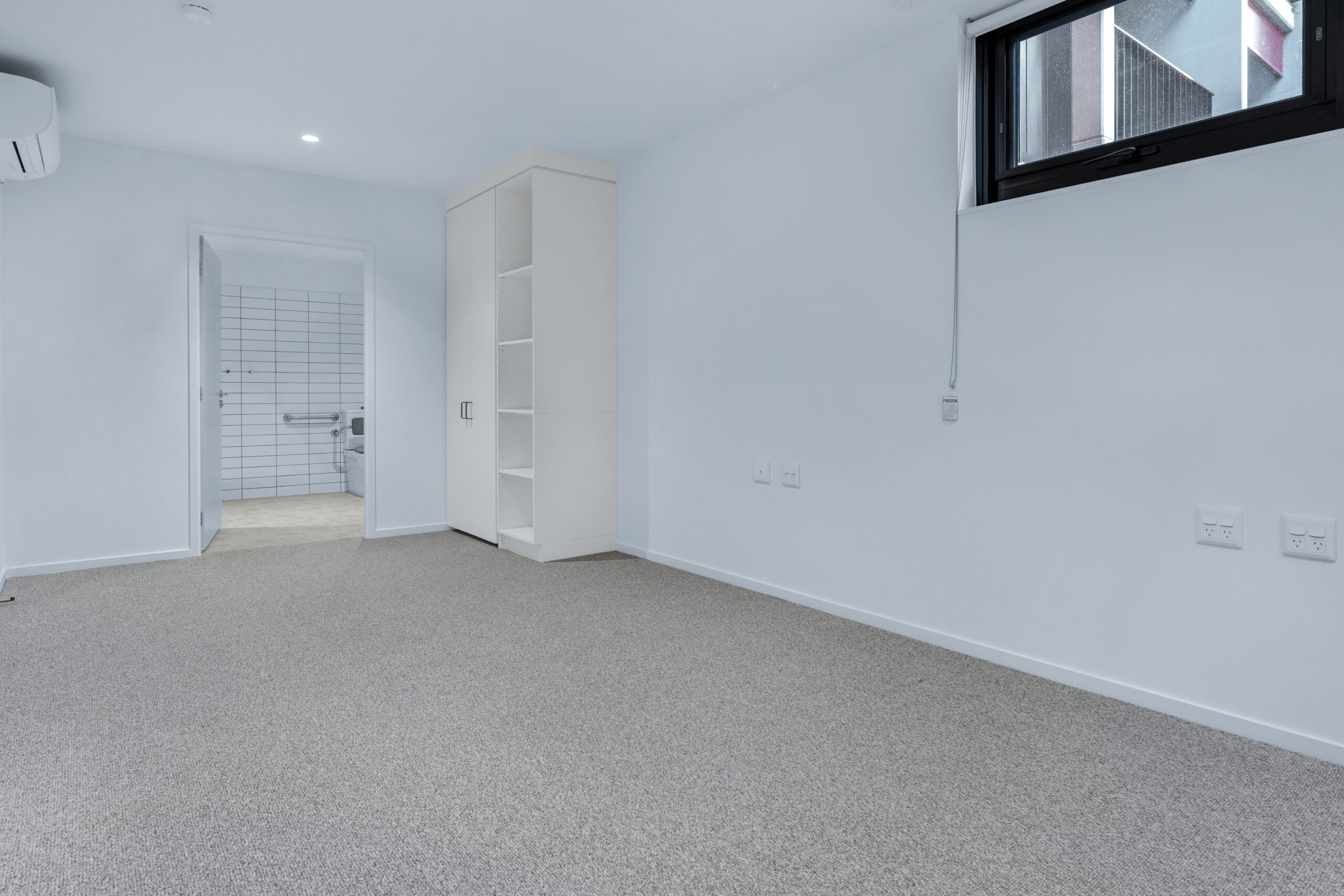 Modern 2-Bed, 2-Bath HPS Flemington SDA Apartments — Home image 5