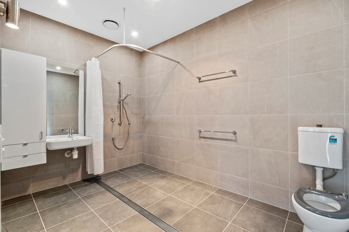 Brand New in Beautiful Burleigh — Home image 7