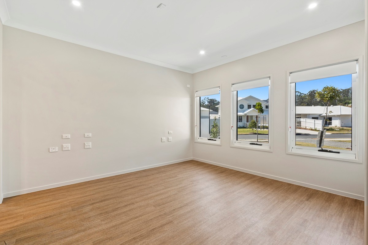 Brand New in Beautiful Burleigh — Home image 8