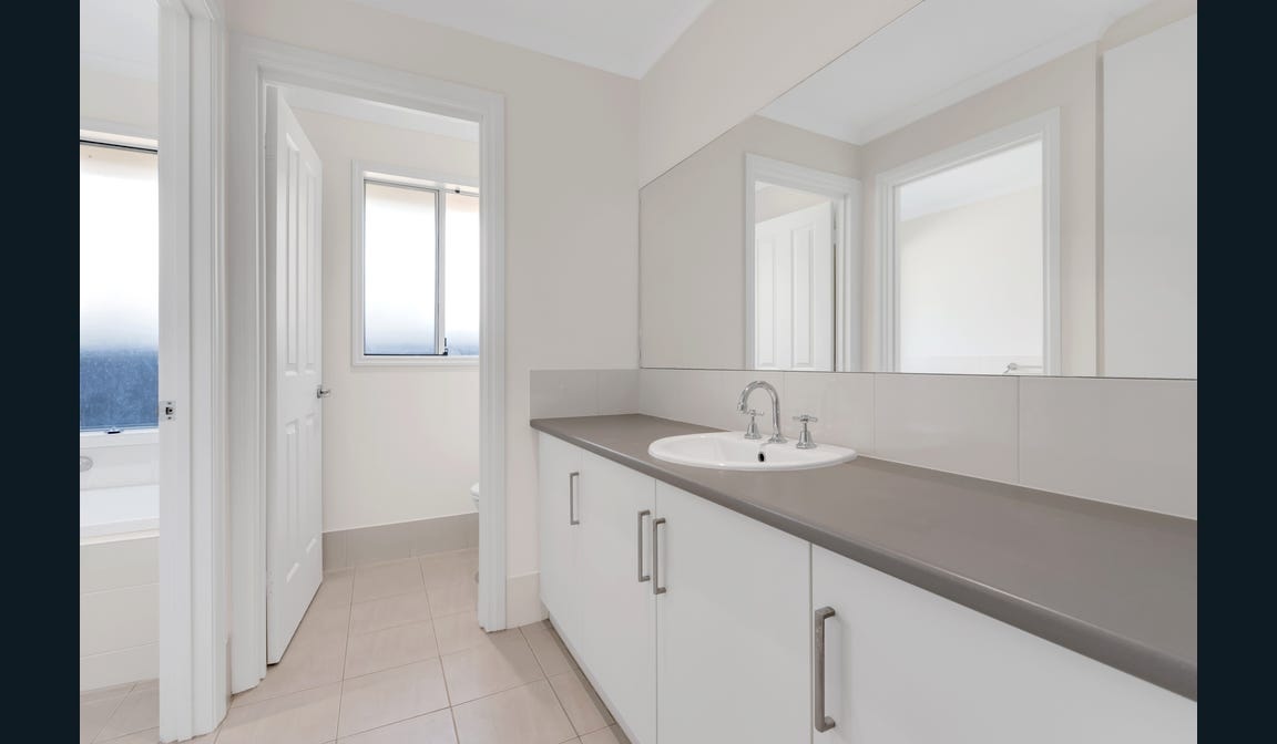 Comfortable and Accessible Living in Munno Para West — Home image 3