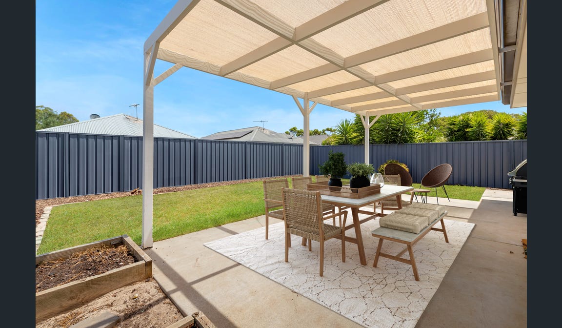 Comfortable and Accessible Living in Munno Para West — Home image 8
