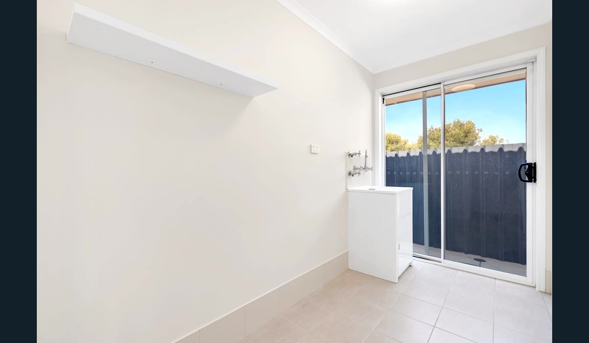 Comfortable and Accessible Living in Munno Para West — Home image 9
