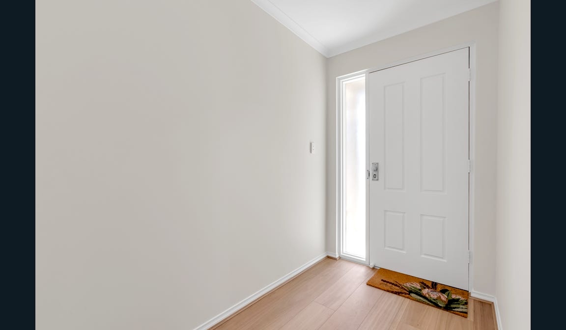 Comfortable and Accessible Living in Munno Para West — Home image 15