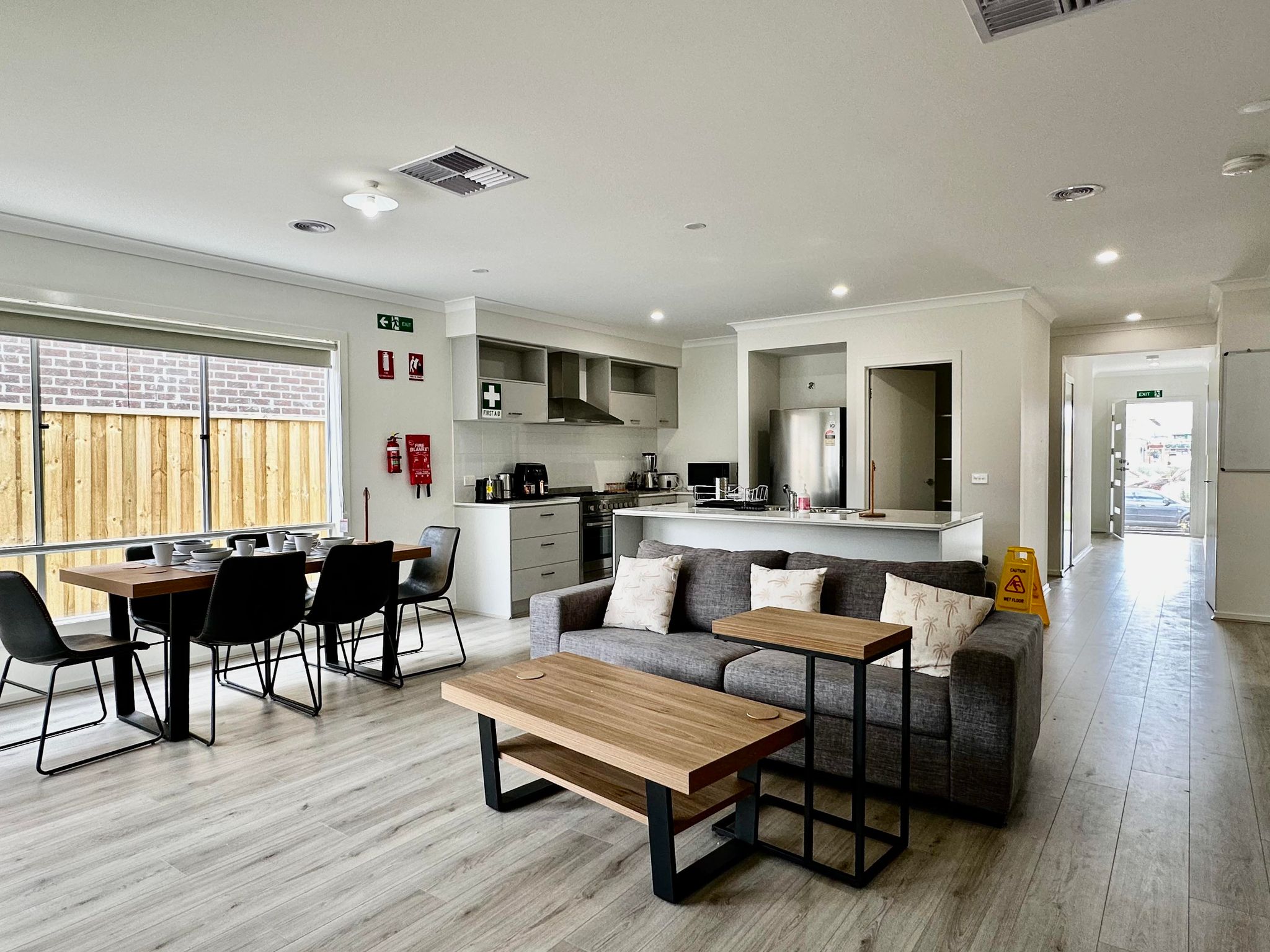Beautiful, newly built SIL/MTA/STA- Respite  accommodation- Close to Hospital — Home image 4