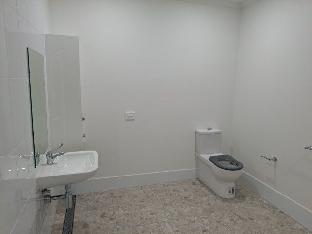 Modern 2-Bedroom High Physical Support SDA Home + OOA – Bentley Park — Home image 9