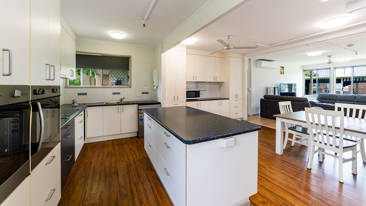 Modern Comfort in Mackay — Home image 4