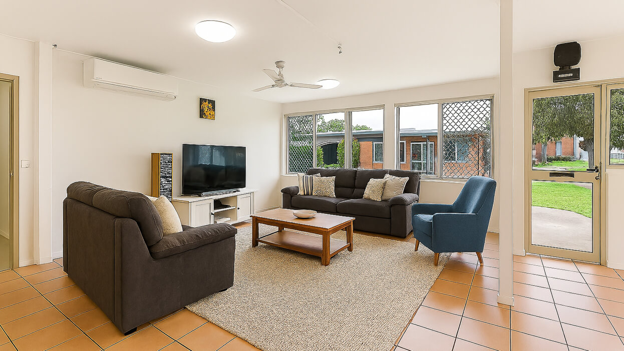 Modern Comfort in Mackay — Home image 7