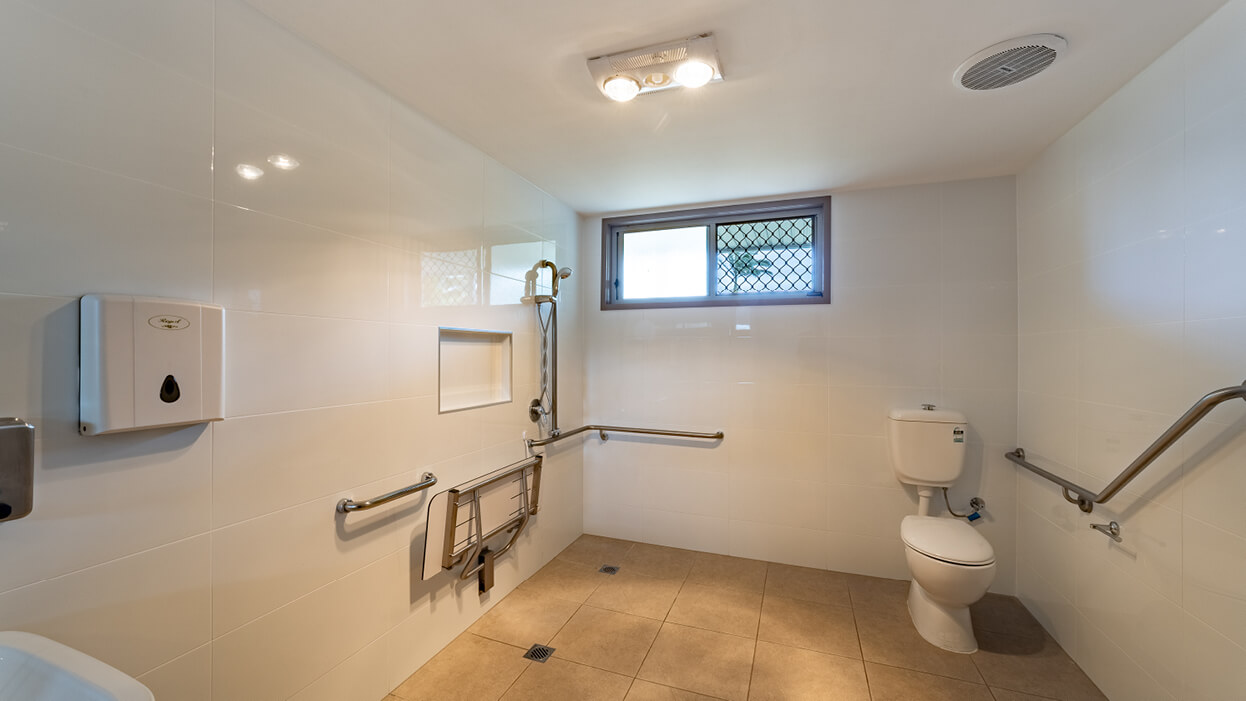Modern Comfort in Mackay — Home image 9