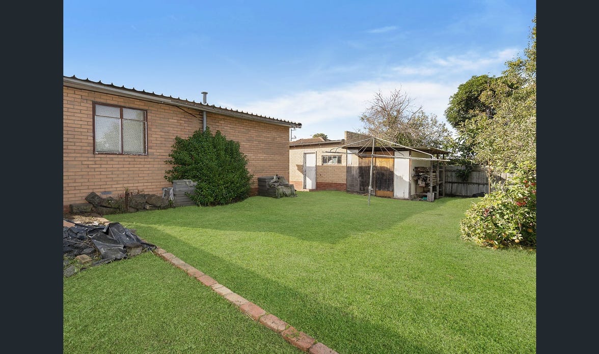Ballarat Road, Hamlyn Heights – Accessible SIL Home with 3 Vacant Room — Home image 6